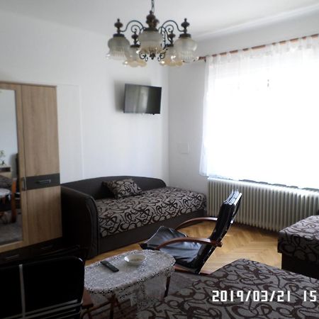 Rita Apartman Appartement Szombathely Buitenkant foto