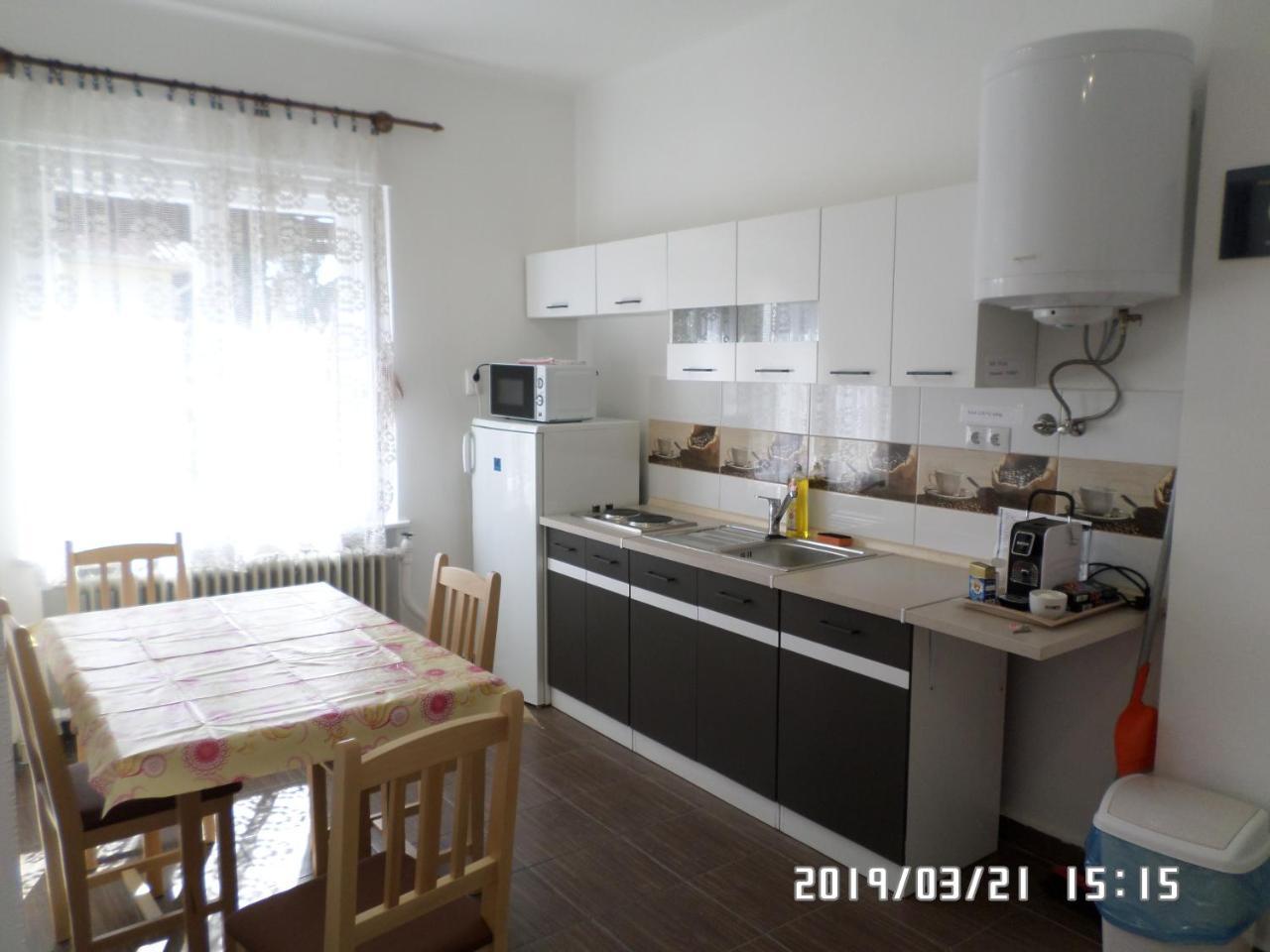 Rita Apartman Appartement Szombathely Buitenkant foto